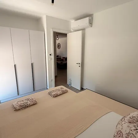 Lukenda Zadar Διαμέρισμα *